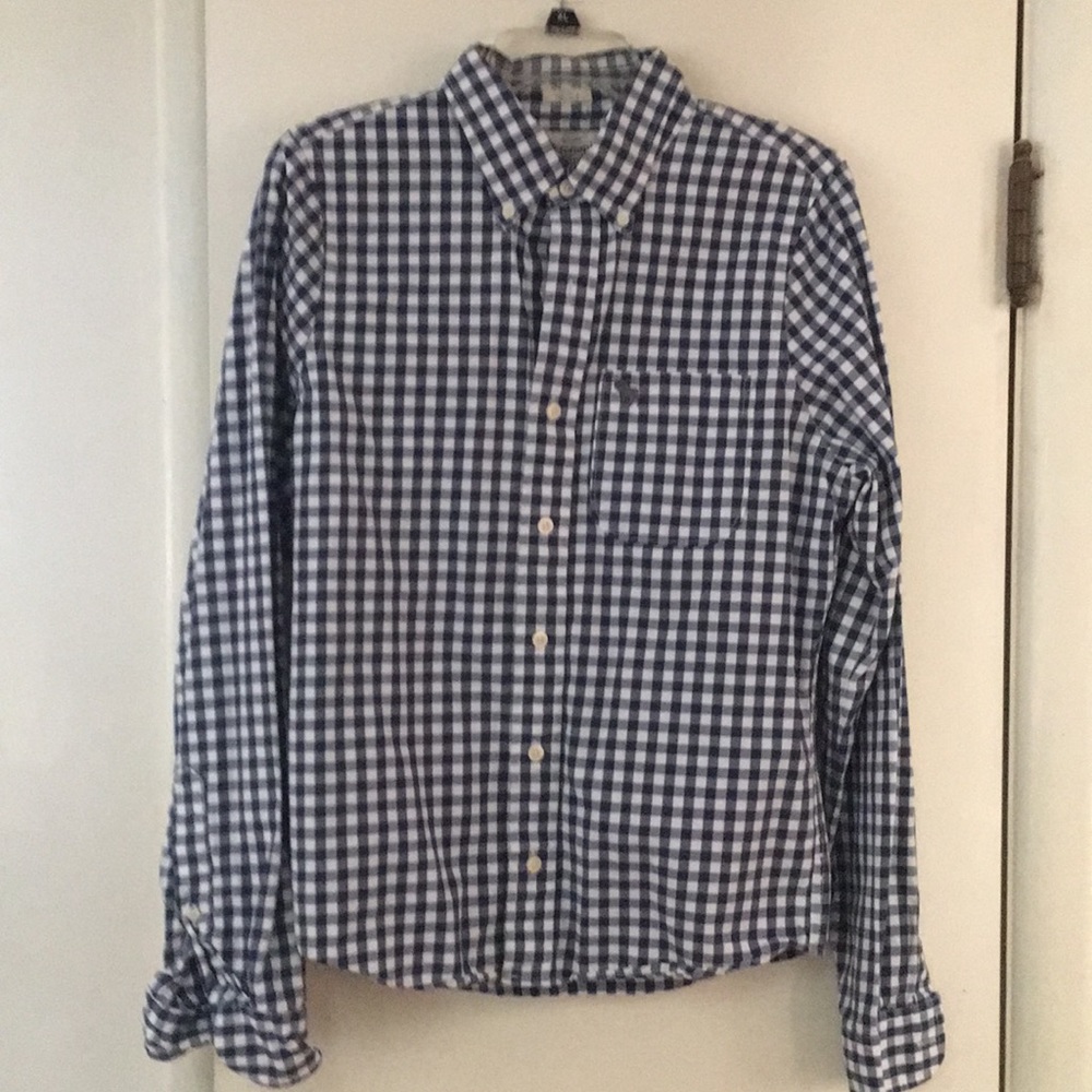 Long sleeve button down - Picture 1 of 3